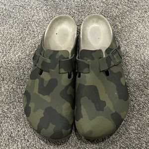 Camo boston birkenstocks